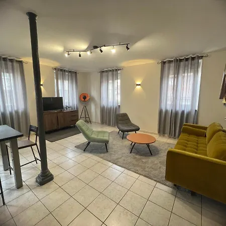 Apartment 3 Pieces Mommenheim