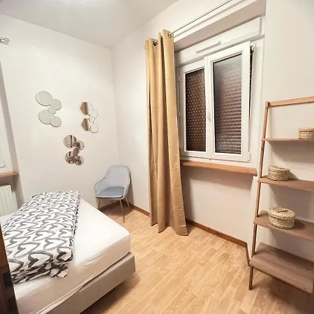 3 Pieces 아파트 *