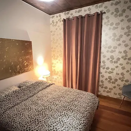 3 Pieces 아파트 *